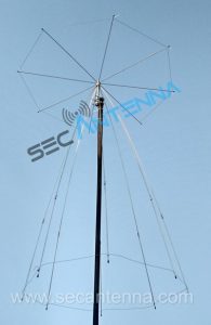 Wide band VHF band antenna